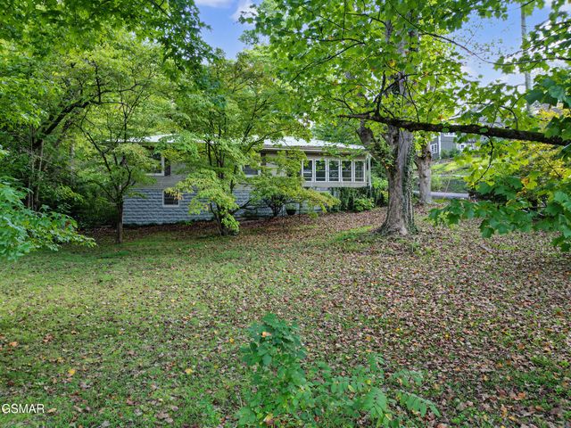 625 Asbury Lane, Gatlinburg, TN 37738