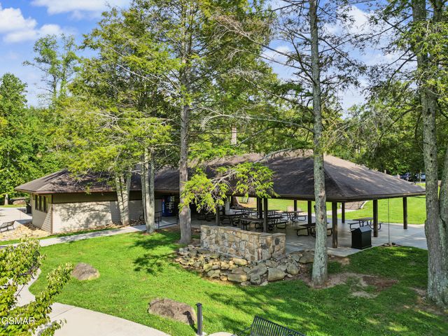 625 Asbury Lane, Gatlinburg, TN 37738