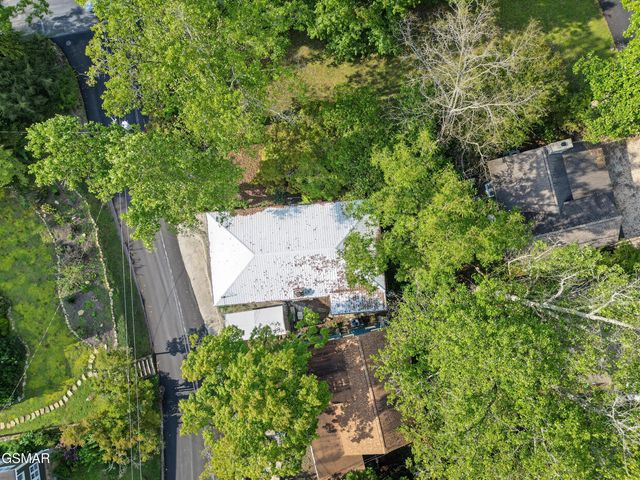 625 Asbury Lane, Gatlinburg, TN 37738