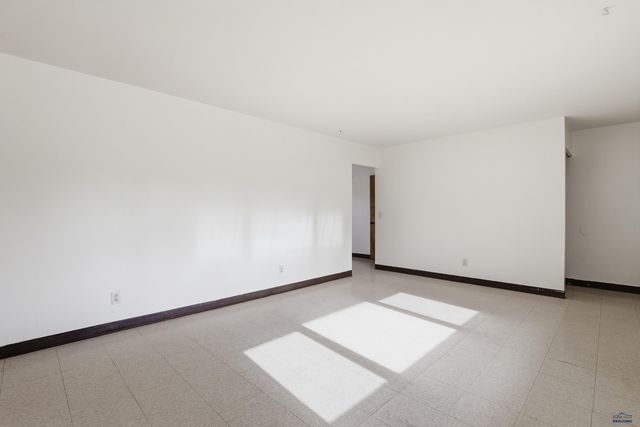 520 E TALLENT, Rapid City, SD 57701