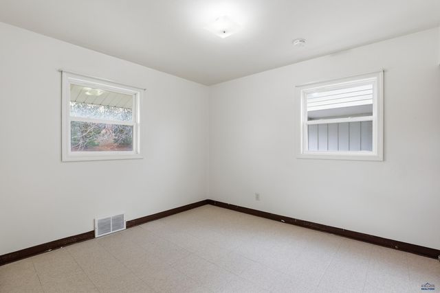 520 E TALLENT, Rapid City, SD 57701