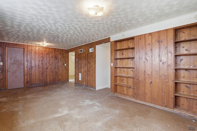 520 E TALLENT, Rapid City, SD 57701