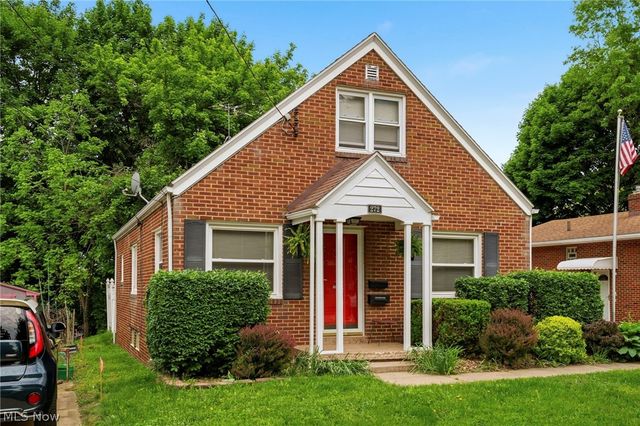 272 Schrop Avenue, Akron, OH 44312
