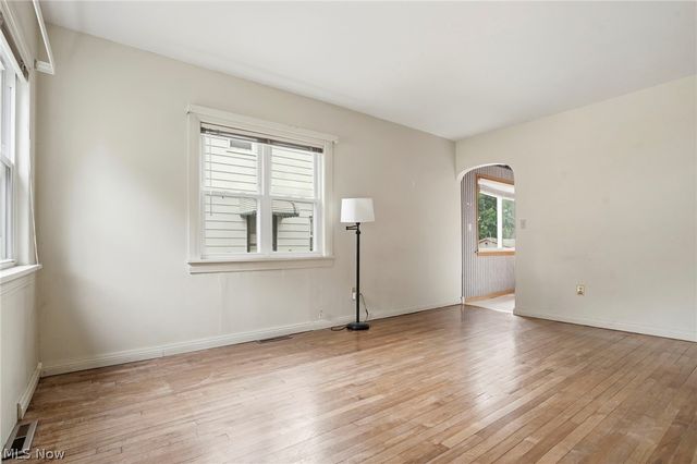 272 Schrop Avenue, Akron, OH 44312