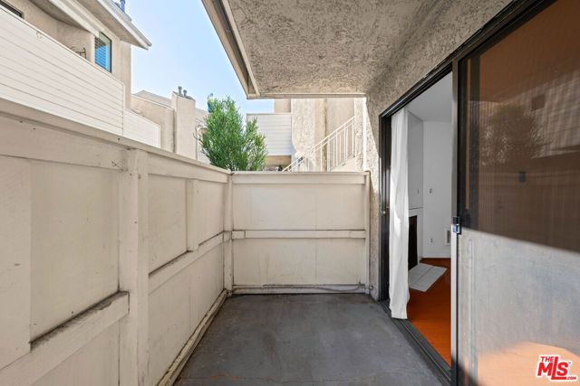 10521 National Boulevard 106, Los Angeles, CA 90034