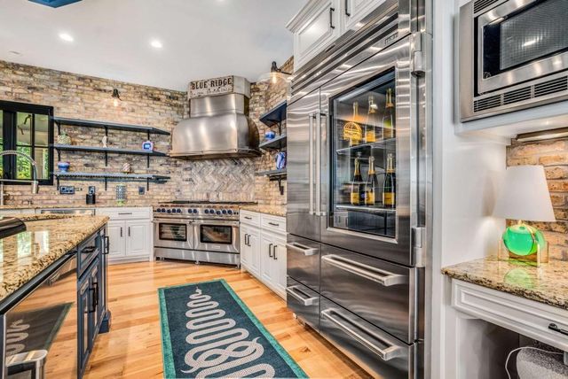 254 Nicholson Road, Blue Ridge, GA 30513