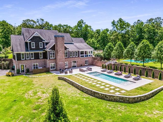 254 Nicholson Road, Blue Ridge, GA 30513