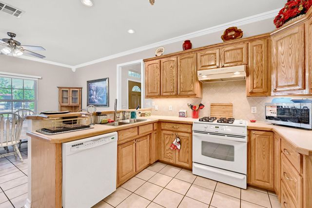 113 Ginger Drive, Pottsboro, TX 75076