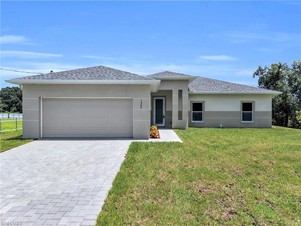 1502 Richmond AVE N, Lehigh Acres, FL 33972