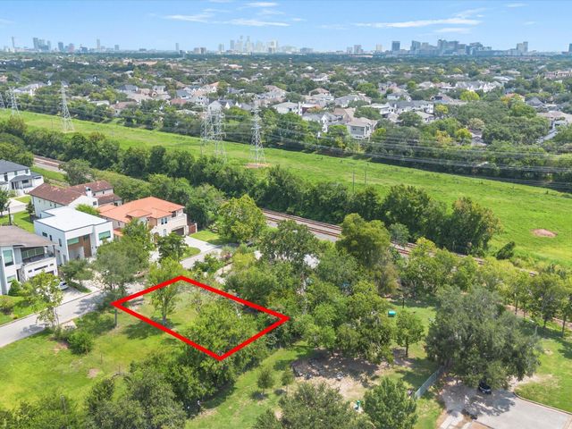 4303 Lafayette Street, Bellaire, TX 77401