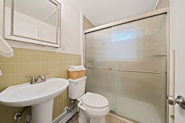 38 Roseen Rd, Holbrook, MA 02343
