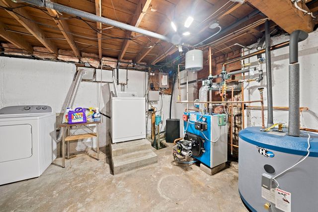 38 Roseen Rd, Holbrook, MA 02343