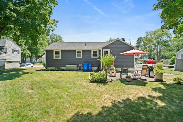 38 Roseen Rd, Holbrook, MA 02343