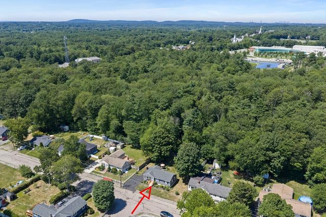 38 Roseen Rd, Holbrook, MA 02343
