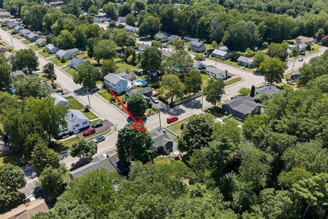 38 Roseen Rd, Holbrook, MA 02343