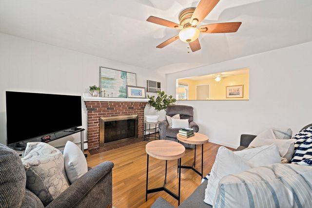 38 Roseen Rd, Holbrook, MA 02343