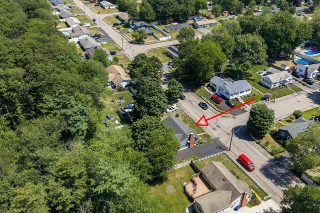 38 Roseen Rd, Holbrook, MA 02343
