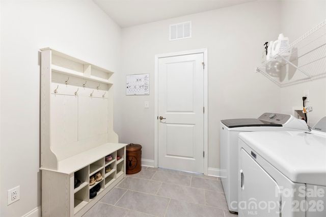 217 Mountain Island Drive, Statesville, NC 28677