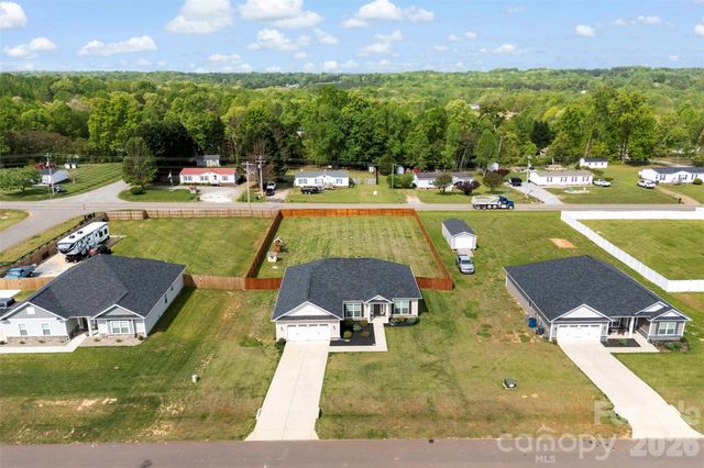217 Mountain Island Drive, Statesville, NC 28677