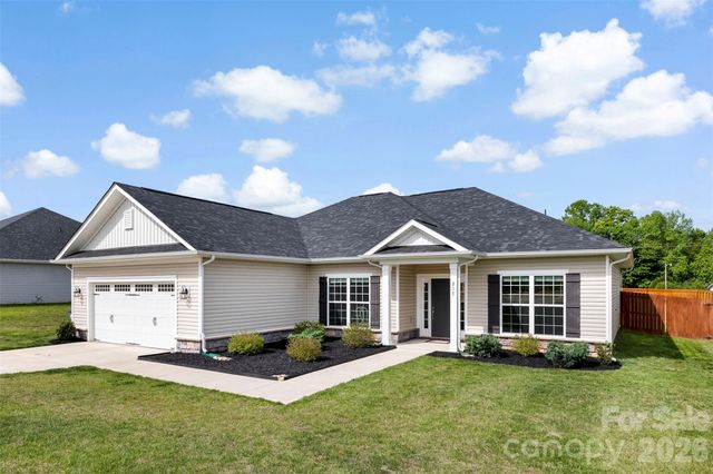217 Mountain Island Drive, Statesville, NC 28677
