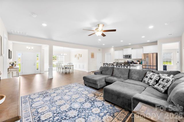 217 Mountain Island Drive, Statesville, NC 28677