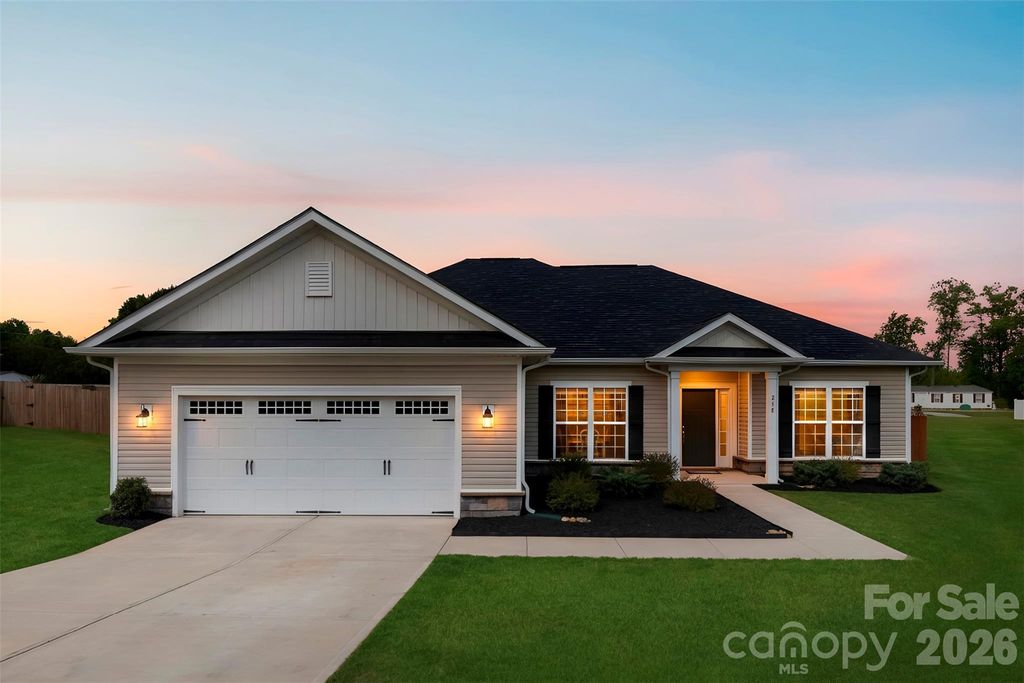 217 Mountain Island Drive, Statesville, NC 28677