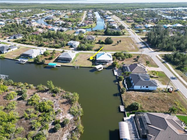 8050 ARLEWOOD CIRCLE, Port Charlotte, FL 33981