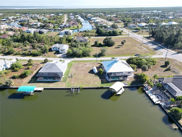 8050 ARLEWOOD CIRCLE, Port Charlotte, FL 33981