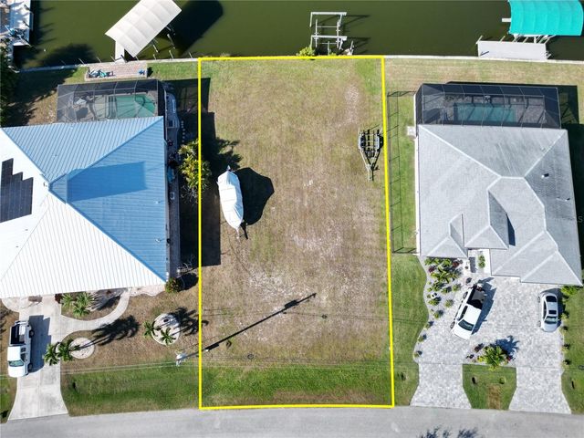 8050 ARLEWOOD CIRCLE, Port Charlotte, FL 33981