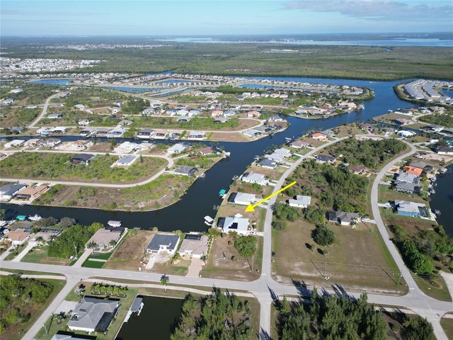 8050 ARLEWOOD CIRCLE, Port Charlotte, FL 33981