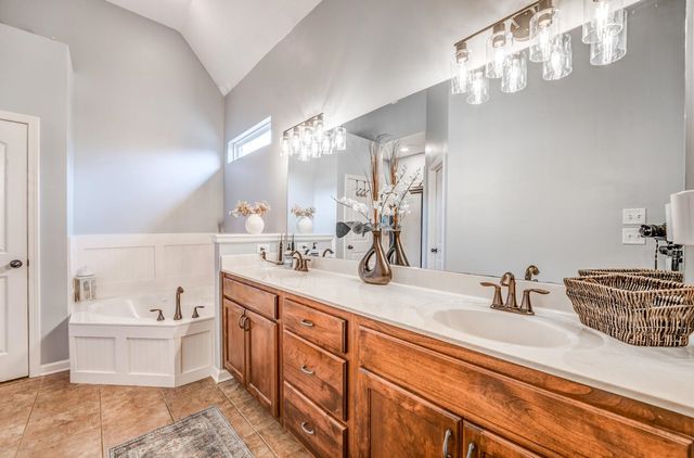 5417 MAPLE LANDING DR, Arlington, TN 38002