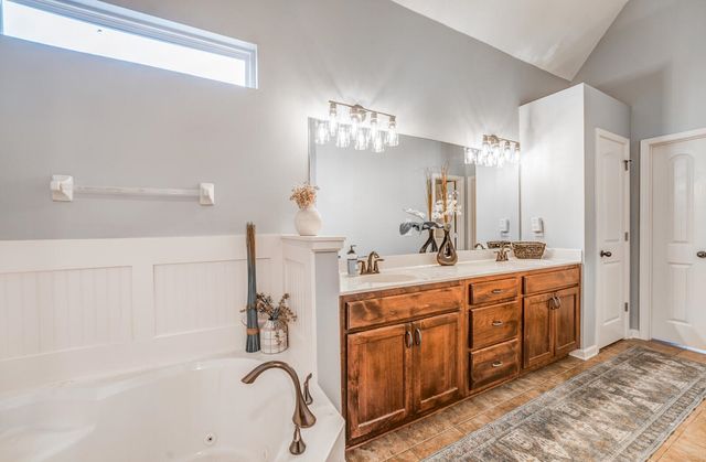 5417 MAPLE LANDING DR, Arlington, TN 38002