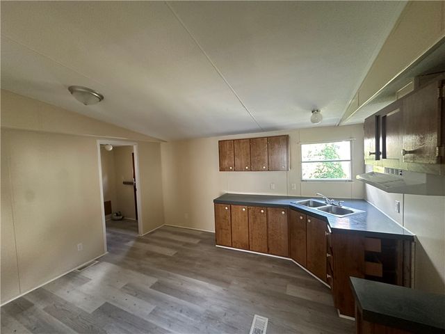 204-206 Cleveland Street, Elco, PA 15477
