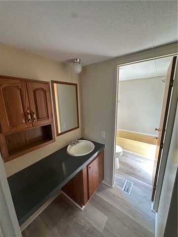 204-206 Cleveland Street, Elco, PA 15477
