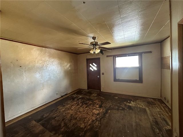 204-206 Cleveland Street, Elco, PA 15477
