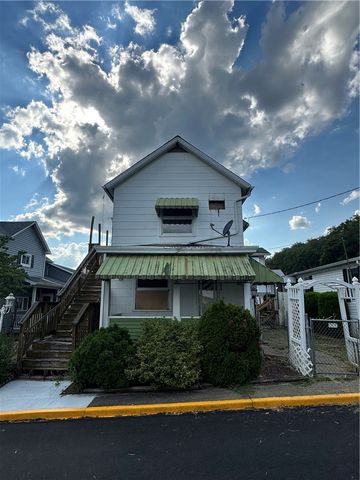 204-206 Cleveland Street, Elco, PA 15477