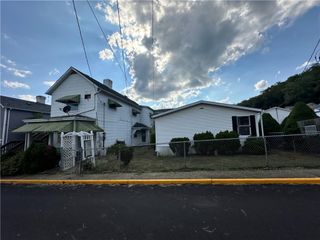 204-206 Cleveland Street, Elco, PA 15477