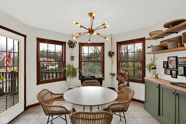 136 W Chalet Drive, Mooresville, IN 46158