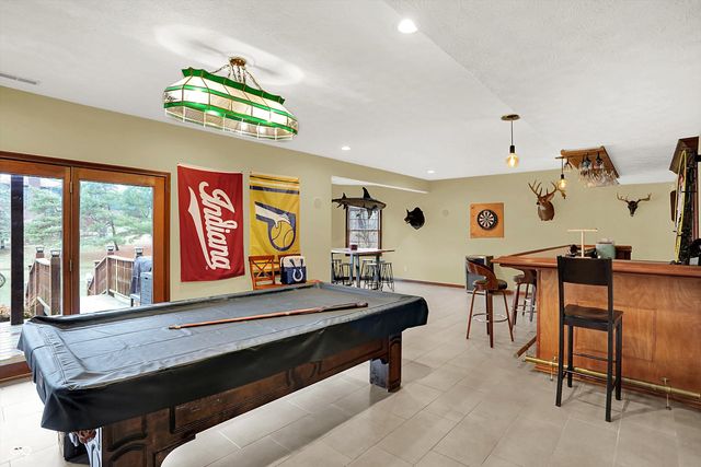 136 W Chalet Drive, Mooresville, IN 46158