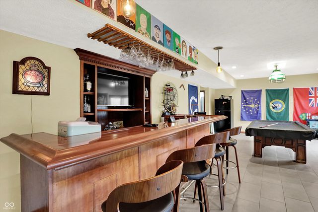 136 W Chalet Drive, Mooresville, IN 46158