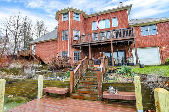 136 W Chalet Drive, Mooresville, IN 46158