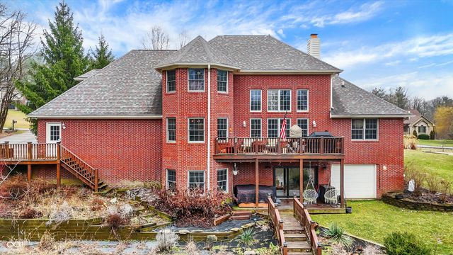 136 W Chalet Drive, Mooresville, IN 46158