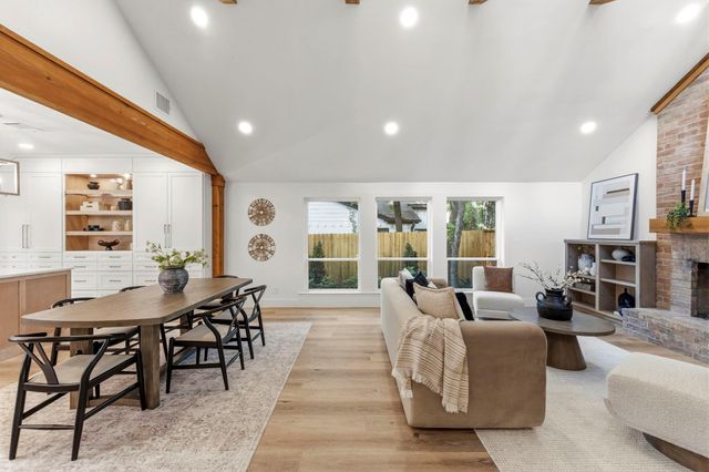 76 Woodhaven Wood Drive, The Woodlands, TX 77380