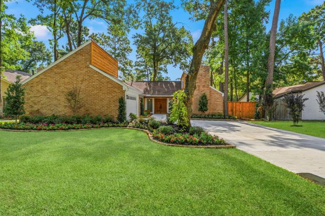 76 Woodhaven Wood Drive, The Woodlands, TX 77380