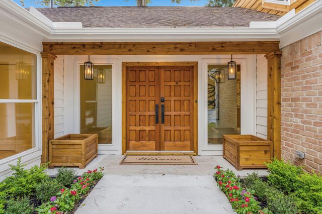 76 Woodhaven Wood Drive, The Woodlands, TX 77380