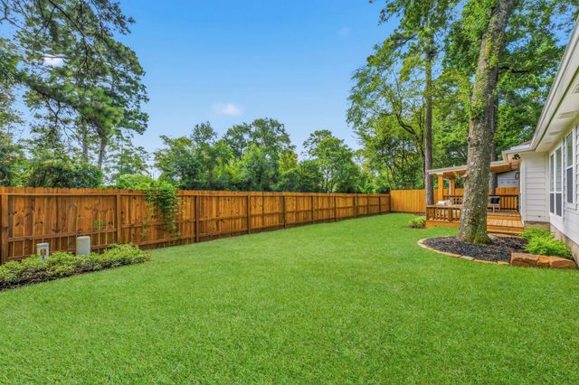 76 Woodhaven Wood Drive, The Woodlands, TX 77380