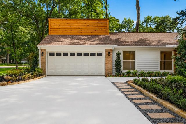 76 Woodhaven Wood Drive, The Woodlands, TX 77380
