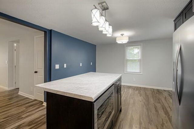 4833 FARLEY Avenue, Kansas City, MO 64129