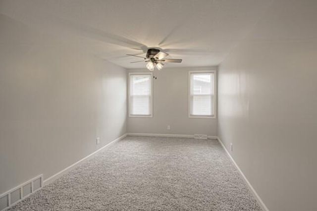 4833 FARLEY Avenue, Kansas City, MO 64129