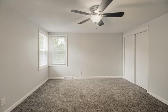 4833 FARLEY Avenue, Kansas City, MO 64129